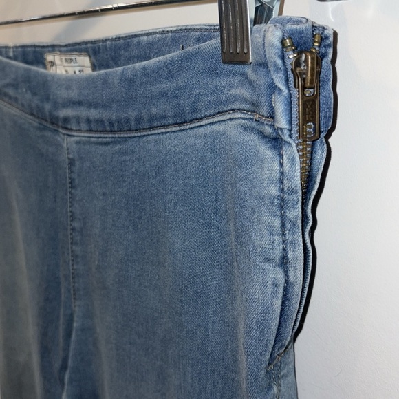 Free People Flare Split Hem Jeans Size 27 Medium Wash - Picture 8 of 16